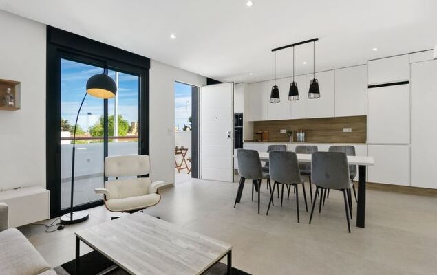 Tropical Beach Penthouse - Photo 6